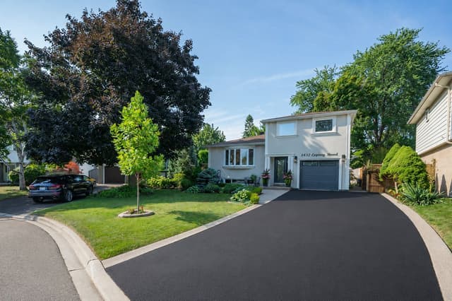 1482 Epping Rd. Burlington On L7m 1p4