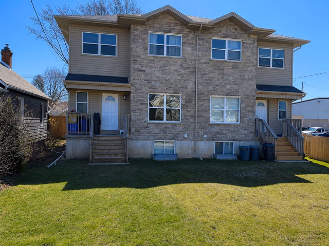 20B Chestnut St. E St Catharines On L2t 1g7