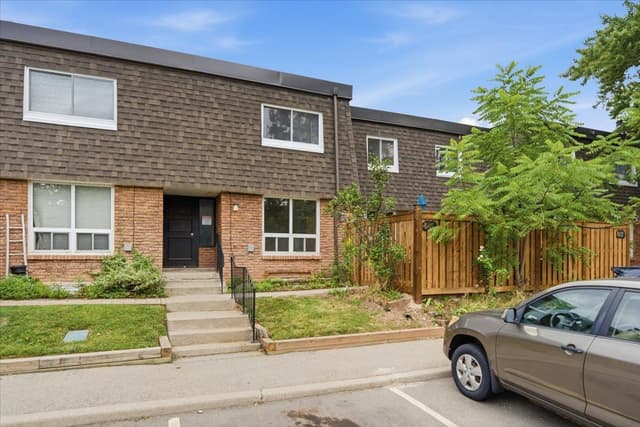 485 Timber Ln. Burlington On L7l 4b1