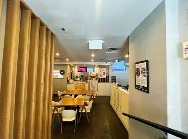 265 Enfield Pl Pl. A100 Mississauga On L5b 3y7