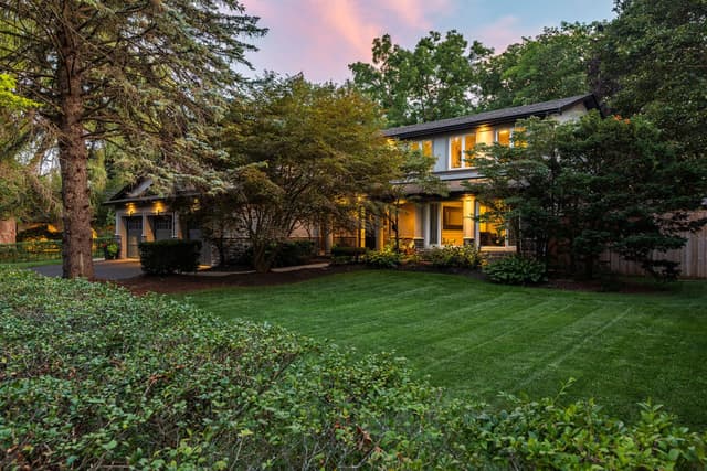 240 Colchester Dr. Oakville On L6j 5s5