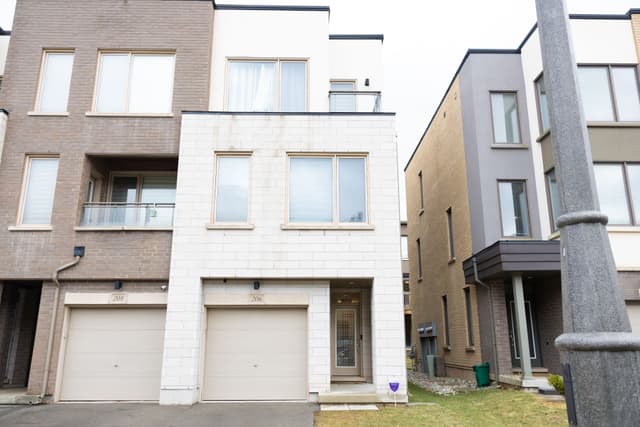 206 Huguenot Rd. Oakville On L6h 0l6
