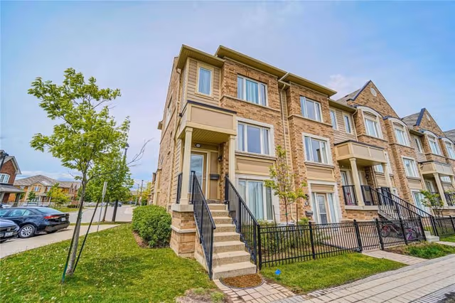 3185 Boxford Cres. 17 Mississauga On L5m 0x1