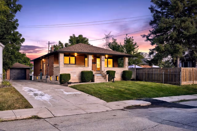362 Rosseau Rd. Hamilton On L8k 4t2