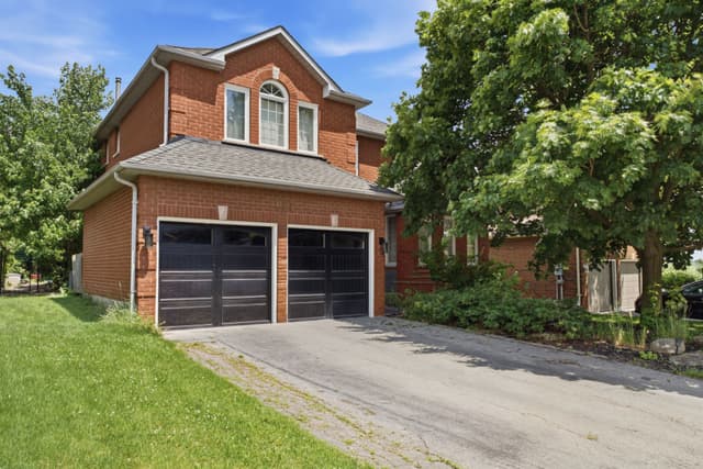 131 Huntingwood Ave. Hamilton On L9h 6x5