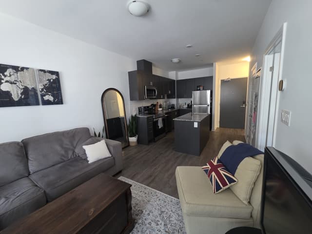 3285 Carding Mill Trail 204 Oakville On L6m 5p7