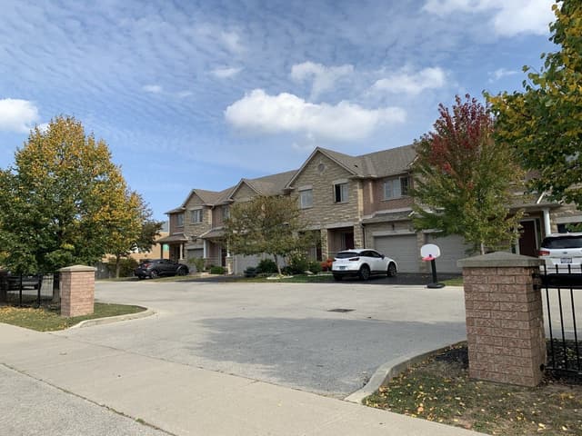 2234 Country Club Dr. Burlington On L7m 5a8