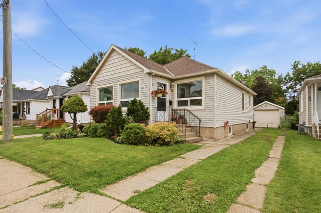 81 Vale Ave. St Catharines On L2r 1t5