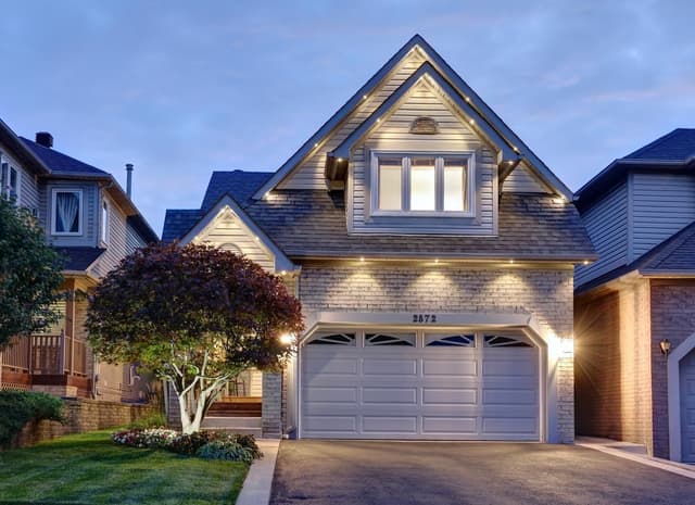 2872 Galleon Cres. Mississauga On L5m 5v1