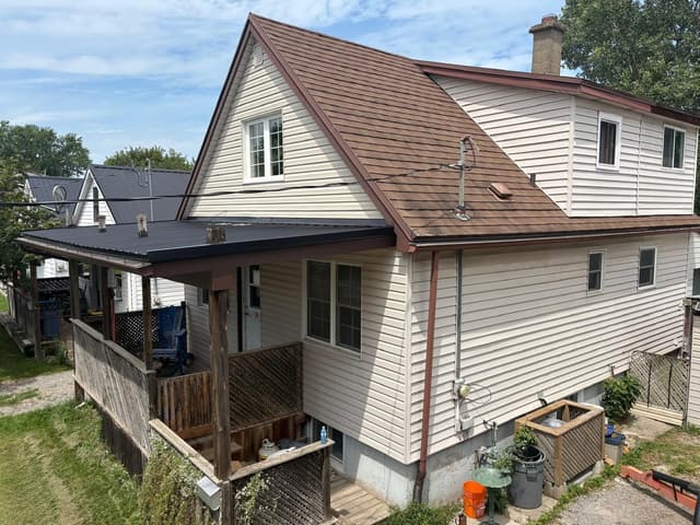 42 Cumming St. St Catharines On L2s 1h9