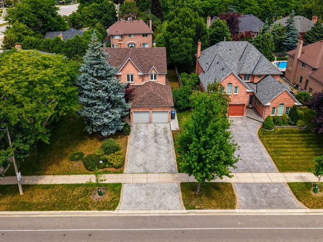4623 Hewicks Ln. Mississauga On L5m 3l8