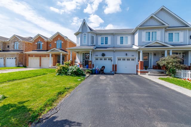 33 Colonel Lyall St. St Catharines On L2p 0b3