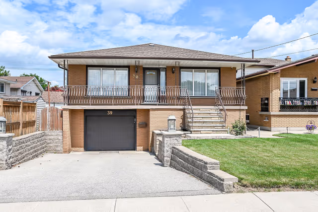 39 Algonquin Ct. Hamilton On L8t 4t2
