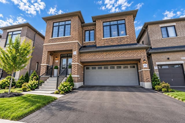 879 Plum Pl. Milton On L9t 7e7