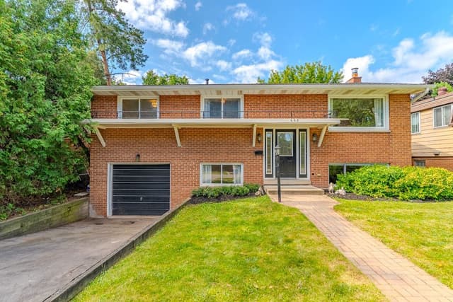 668 Maclaren Dr. Burlington On L7n 2z2