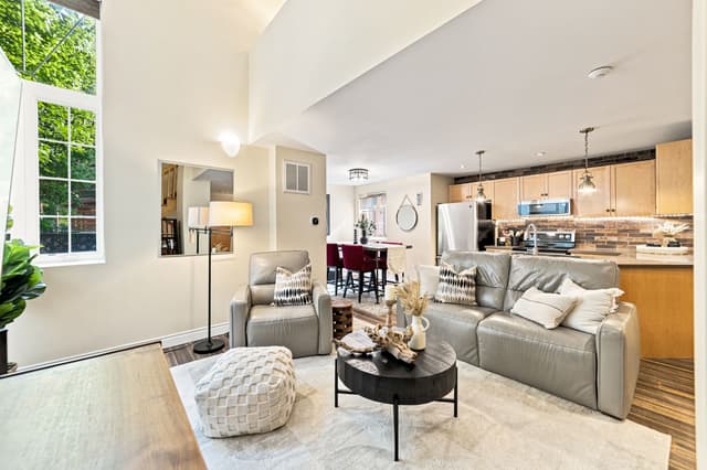 73 Garfield Ave. S 1D Hamilton On L8m 2s3