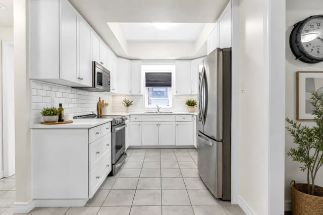 39 Kay Cres. 31 Guelph On N1l 0n5