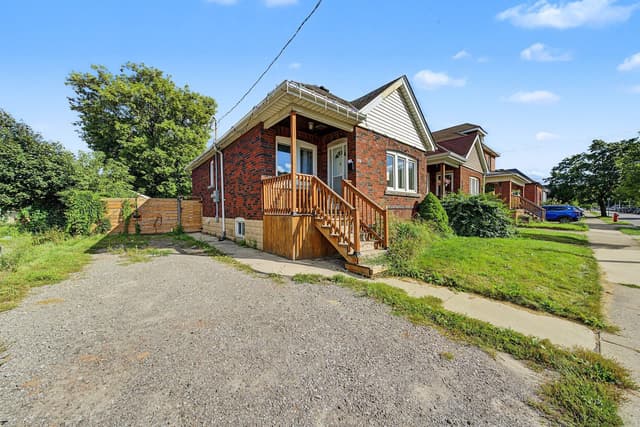 270 Weir St. N Hamilton On L8h 5g3