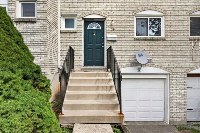 120 Quigley Rd. 14 Hamilton On L8k 6l4