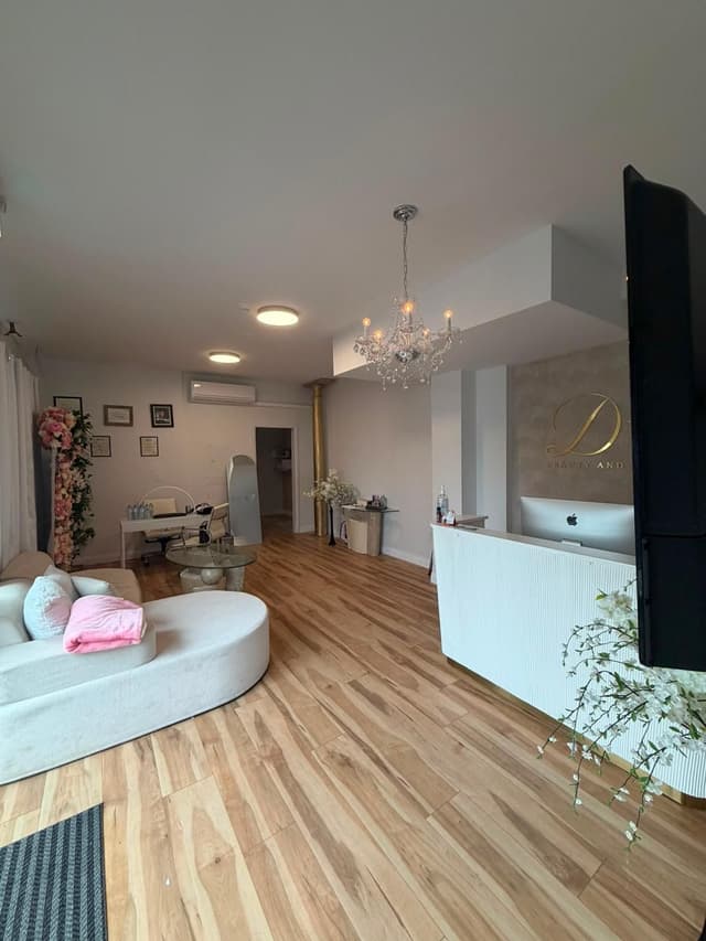 45 Wellington St. N Hamilton On L8r 1m9