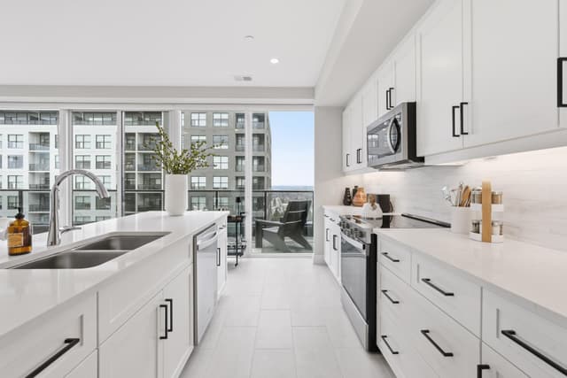 1882 Gordon St. 813 Guelph On N1l 0p6