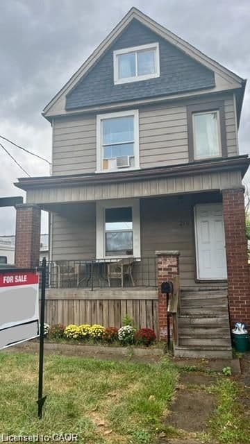 219 Avondale St. Hamilton On L8l 7c4