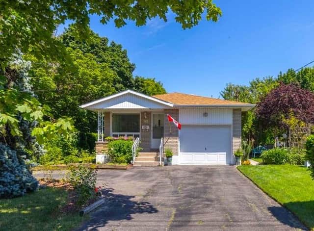 542 Lake St. St Catharines On L2n 4h8