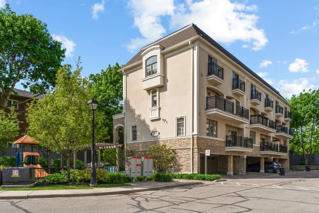 3077 Cawthra Rd. 18 Mississauga On L5a 2x4
