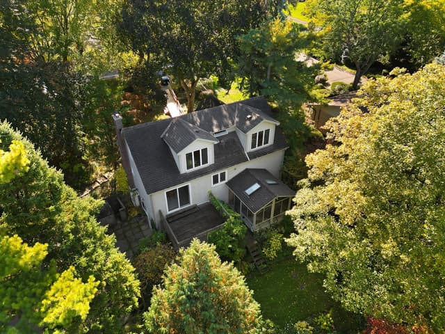 2052 York Rd. Niagara-on-the-lake On L0s 1j0