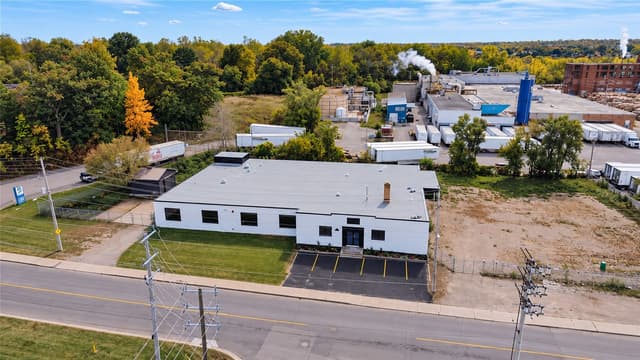 147 Mary St. Brantford On N3s 3c1