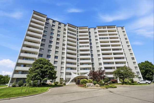 15 Towering Heights Blvd. 504 St Catharines On L2t 3g7