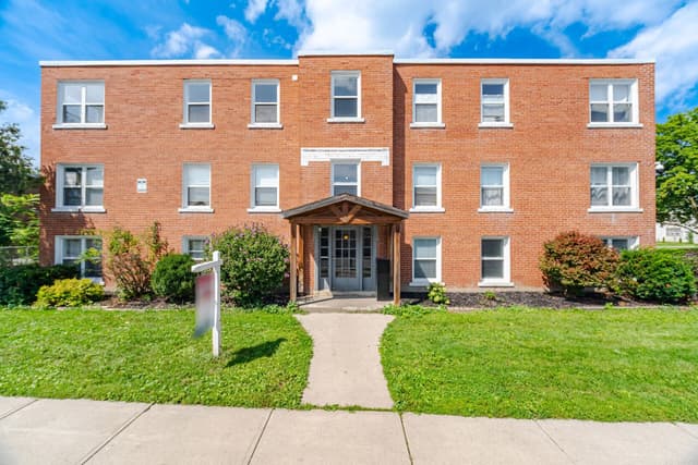133 North Service Rd. E 5 Oakville On L6h 1a3