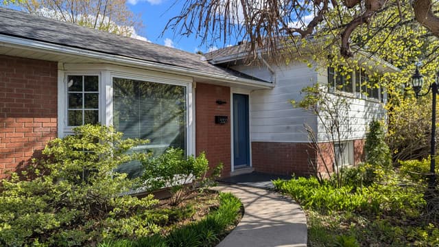5322 Windermere Dr. Burlington On L7l 3m1