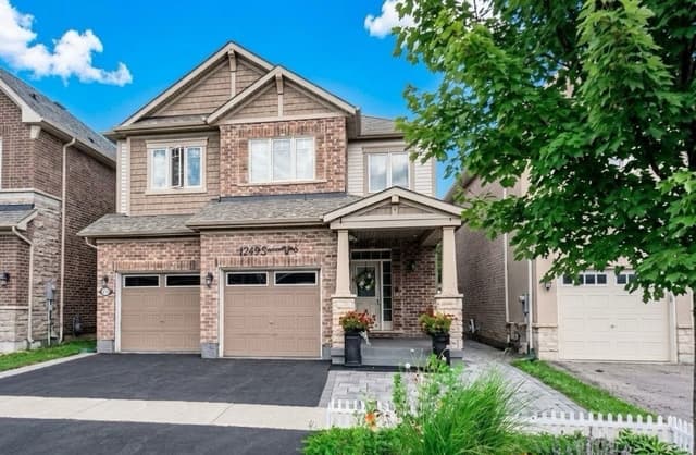 1249 Leger Way Milton On L9e 1e4