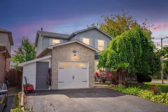 3260 Woodcroft Cres. Burlington On L7m 3k9