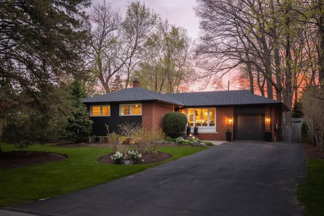 1491 Trenton Rd. Oakville On L6l 1k9
