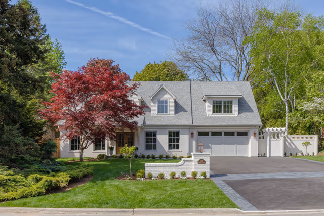 130 Edgecliffe Pl. Burlington On L7l 3z3