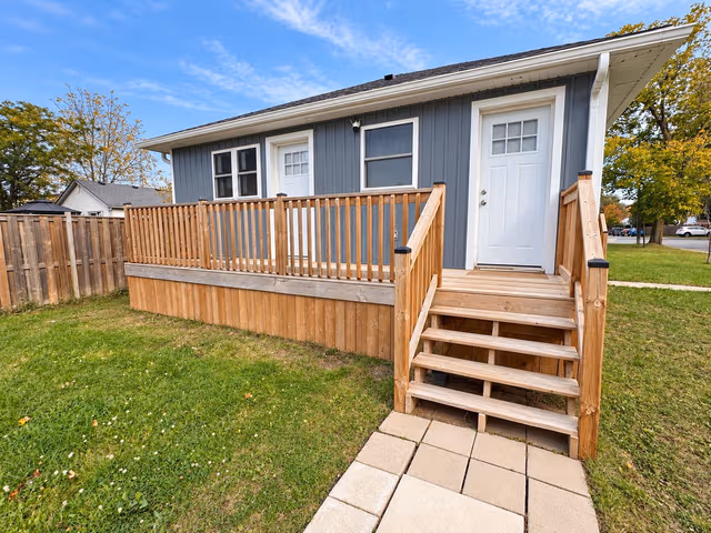 15 Keele St. Unit B St Catharines On L2t 1m8