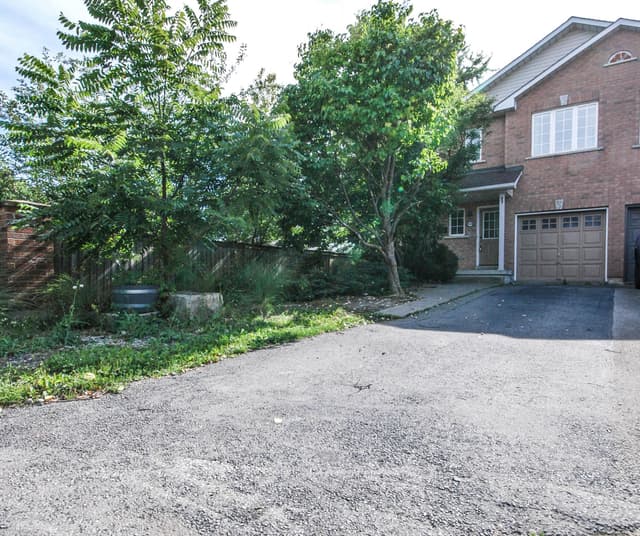 610 Angela Ct. Burlington On L7l 7a4