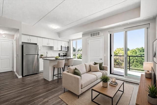 1284 Gordon St. 404 Guelph On N1l 0m8