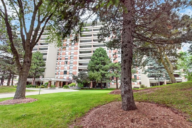965 Inverhouse Dr. 504 Mississauga On L5j 4b4