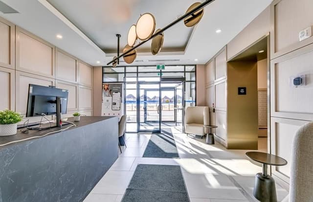3265 Carding Mill Trail 314 Oakville On L6m 5p7