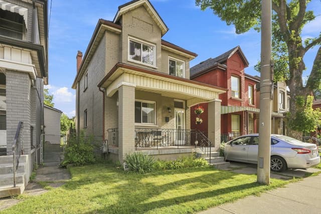 15 Clinton St. Upper Hamilton On L8l 3j7