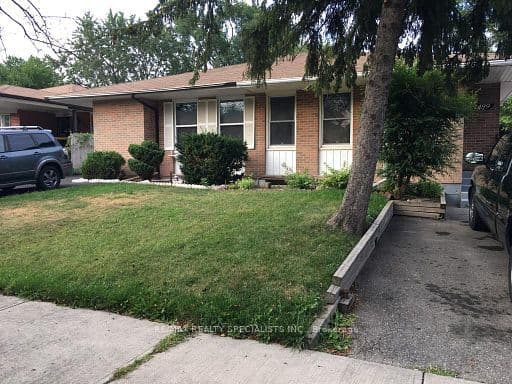 1499 Swanage Cres. Mississauga On L5j 3n7