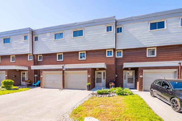 23 Watsons Ln. 31 Hamilton On L9h 5g9