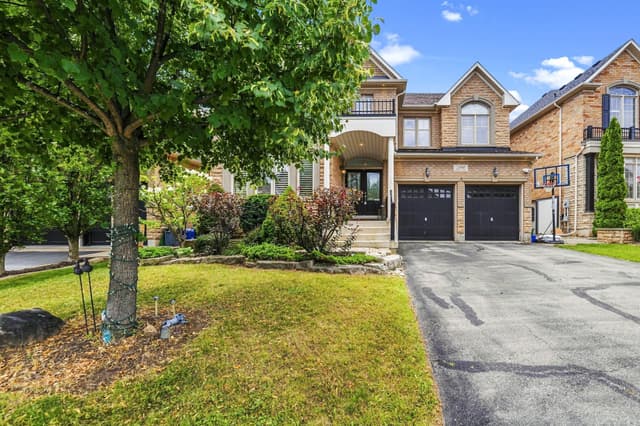 2404 Rideau Dr. Oakville On L6h 7p8