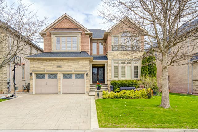 2323 Awenda Dr. Oakville On L6h 7j7