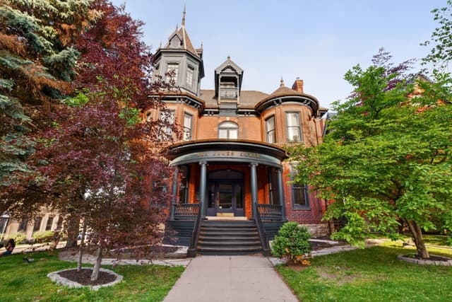 183 James St. S 2 Hamilton On L8p 3a8