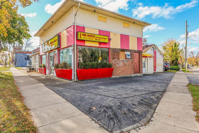 99 Lake St. E St Catharines On L2r 5x5