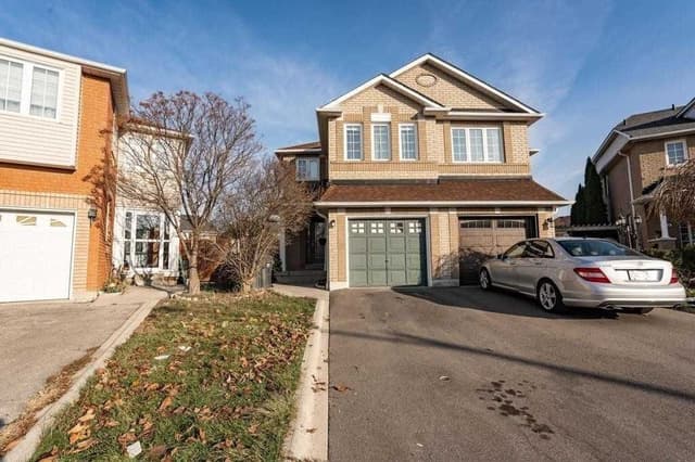 1311 Whiffletree Ct. Mississauga On L5n 7r1